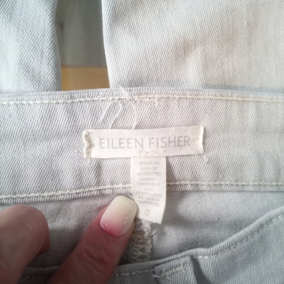 Eileen Fisher Women's White Skinny Jeans - Picture 2 of 4
